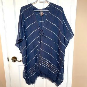 VINCE CAMUTO 100% Cotton Blue Stripes Kimono Sequins